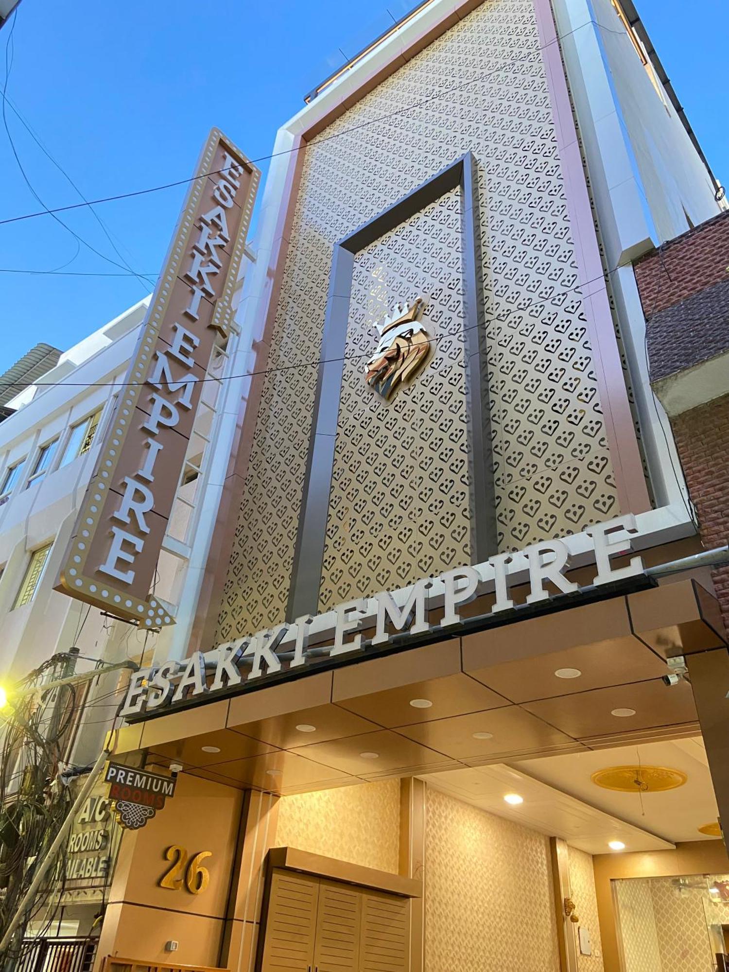 Esakki Empire Hotell Chennai Exteriör bild