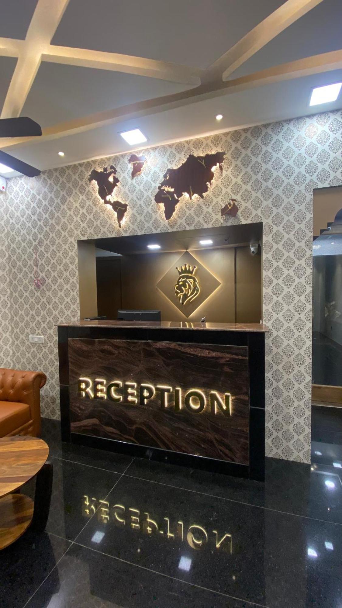 Esakki Empire Hotell Chennai Exteriör bild
